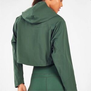NWT Fabletics Erika cropped hooded rain jacket forest green, MED
